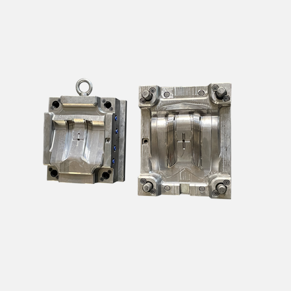 Shaping Perspectives: The Precision Craft of Rear View Mirror Moulds